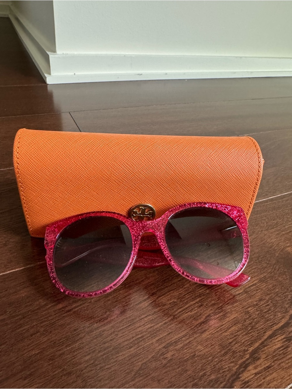Vintage Gucci Pink Sunglasses With Tory Burch Replacement Case